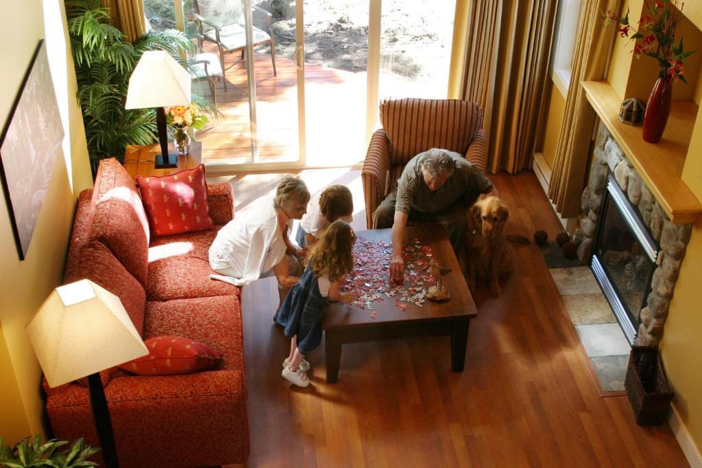 Oceanside Village Resort Parksville Dış mekan fotoğraf