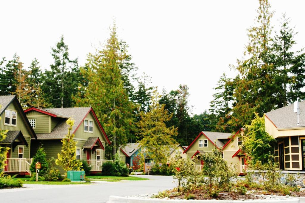 Oceanside Village Resort Parksville Dış mekan fotoğraf